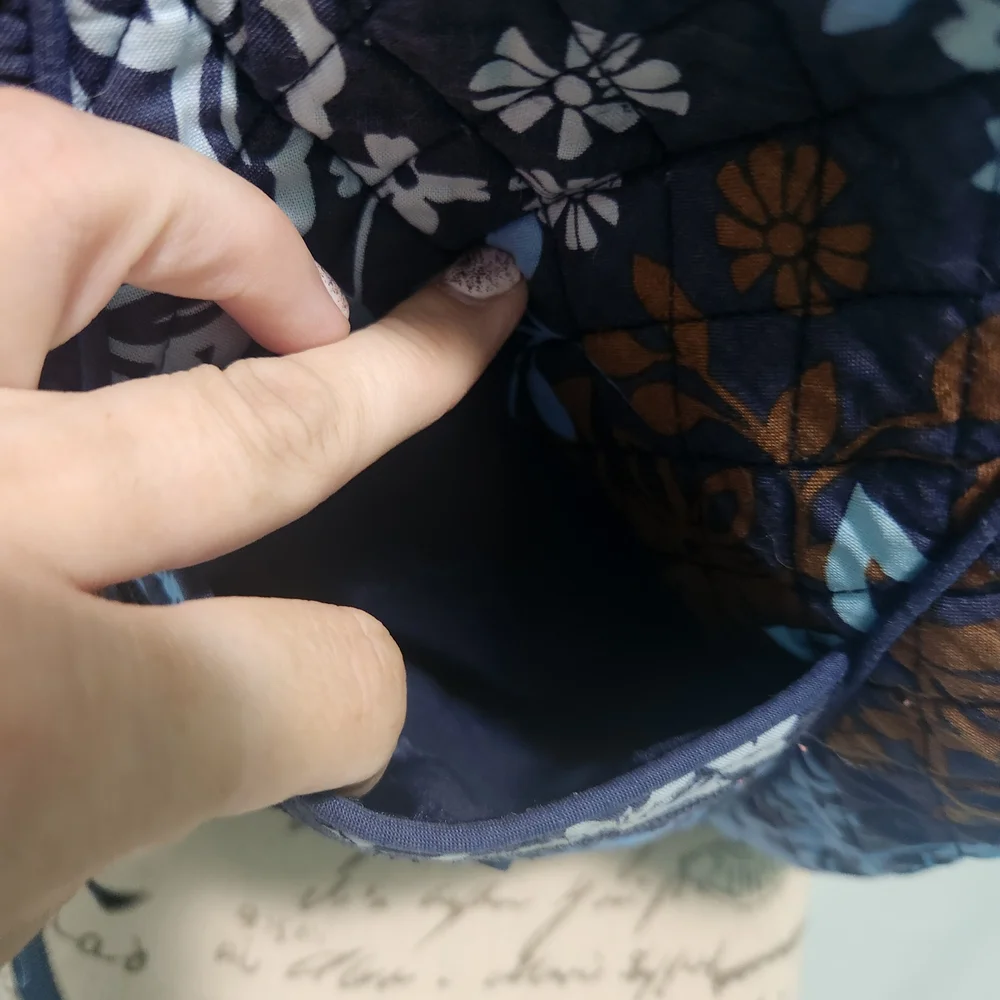 Vera Bradley Java Floral Quilted Crossbody Purse Bag. Blue Floral.